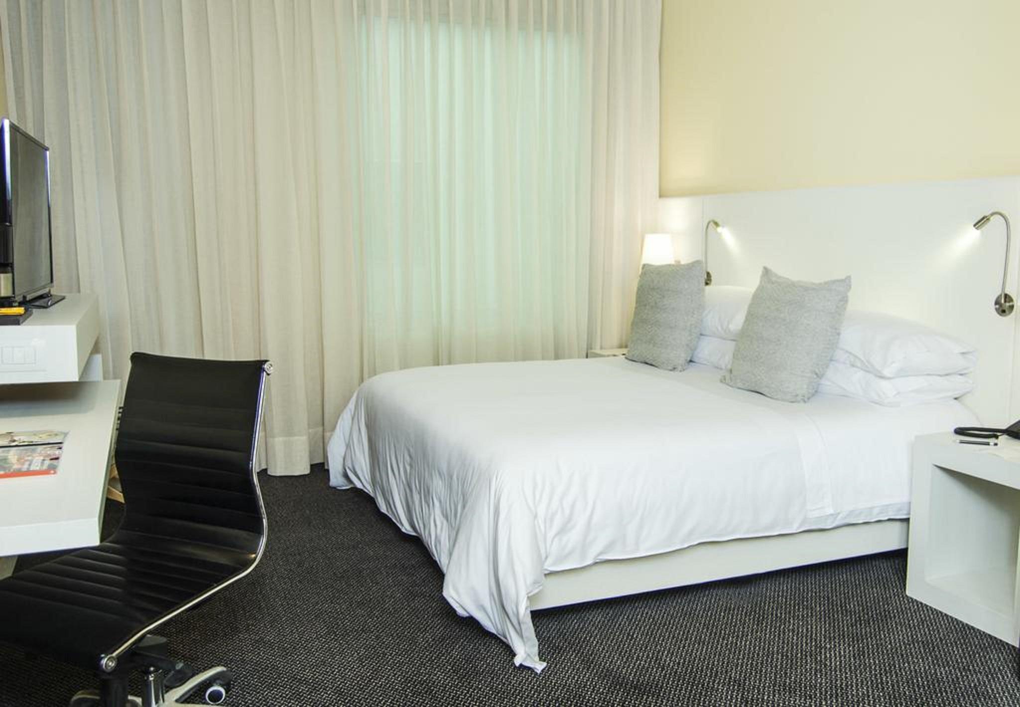 Movich Buro 26 Hotel Bogota Exterior photo A room at the hotel