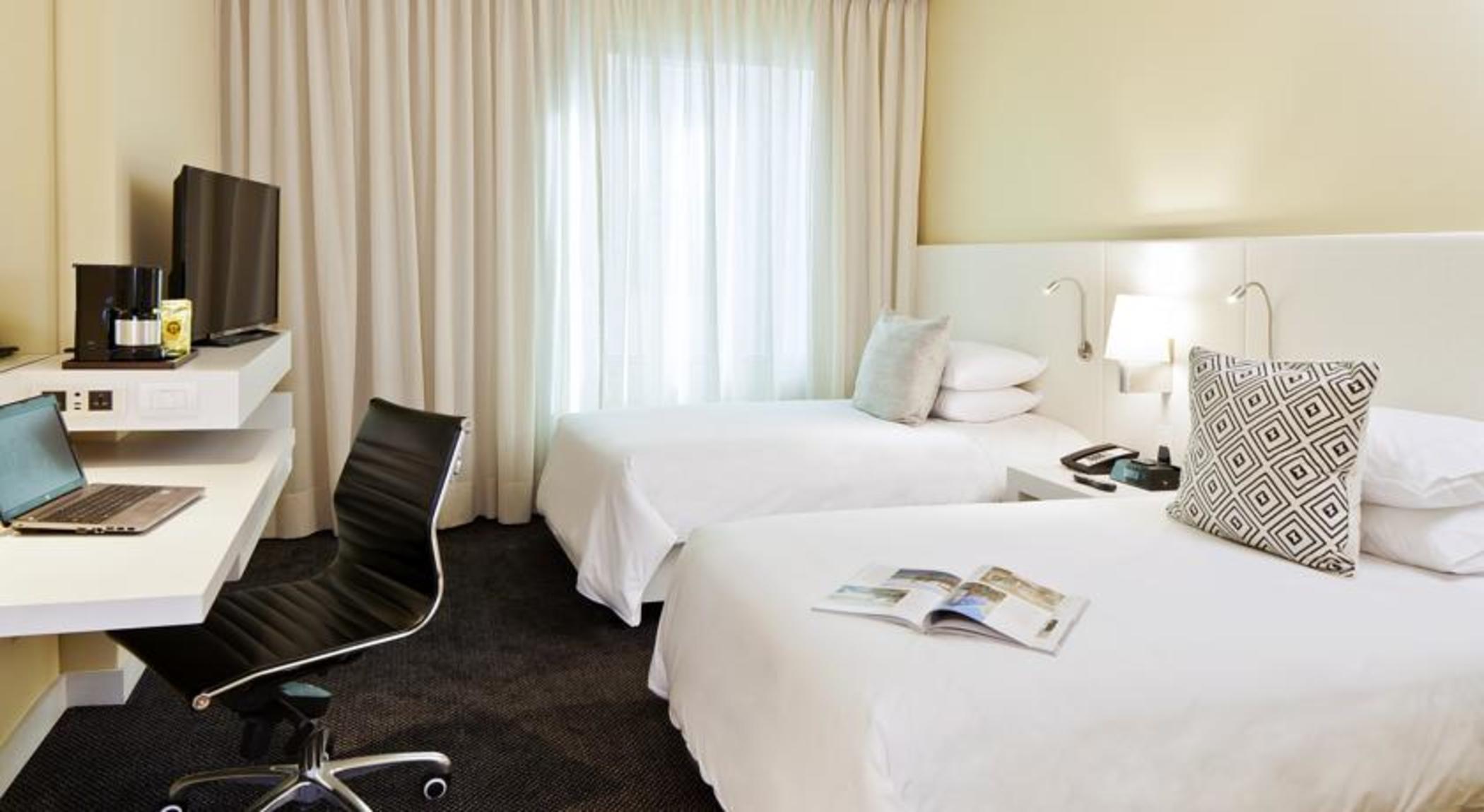 Movich Buro 26 Hotel Bogota Exterior photo A typical room at the hotel