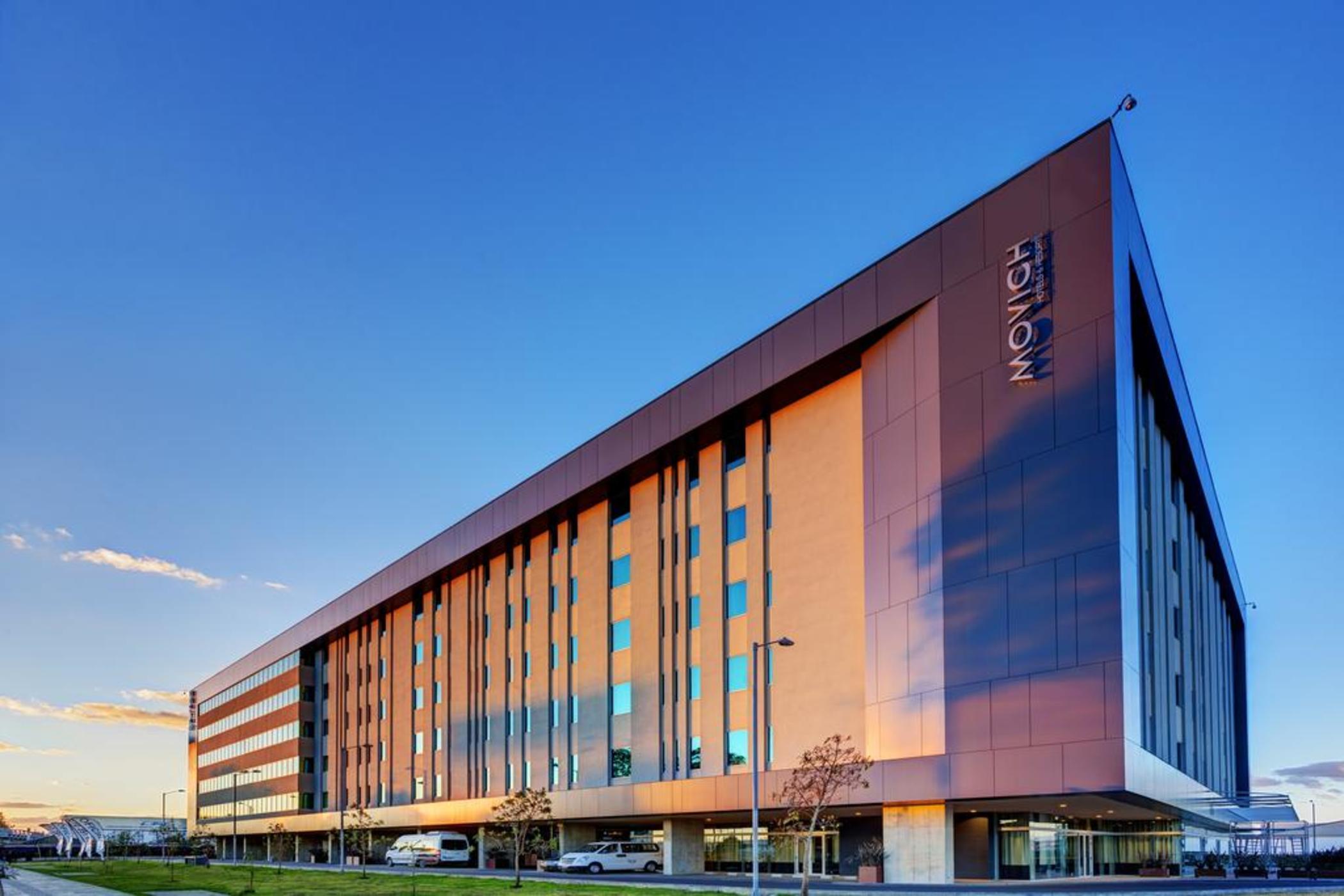 Movich Buro 26 Hotel Bogota Exterior photo The National Institute of Dramatic Art
